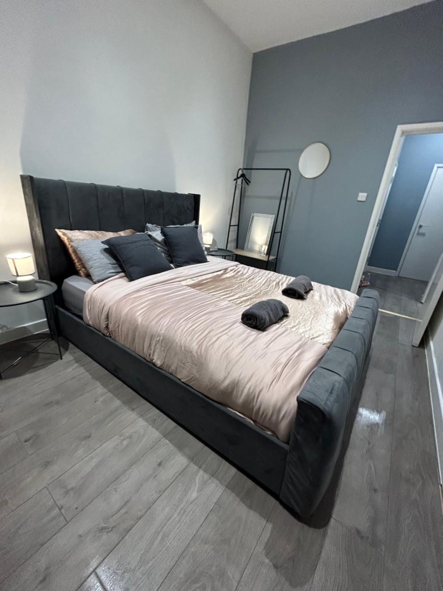 Central Locations 1 Bed Apartments Sleeps 4 London Exterior foto
